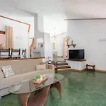 Villa Carla - Frontsea House With Private Pool And Sauna *