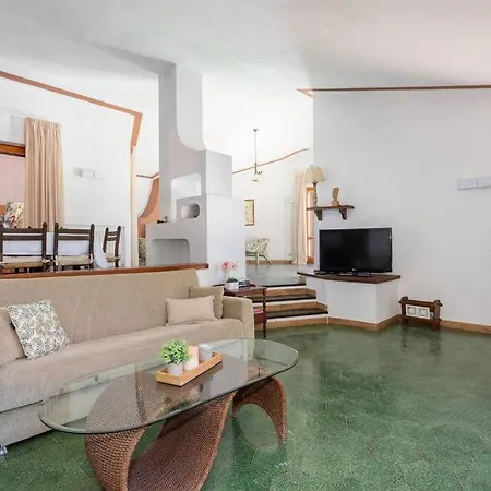 Villa Carla - Frontsea House With Private Pool And Sauna *