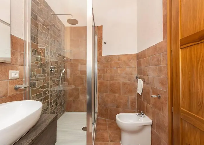 Villa Carla - Frontsea House With Private Pool And Sauna