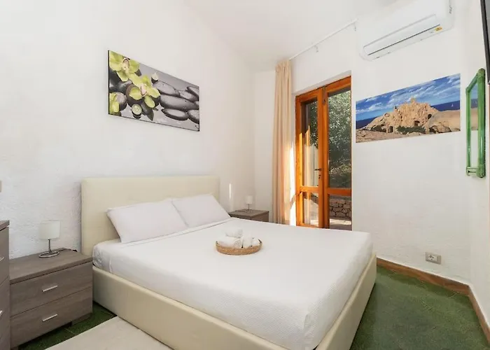Carla - Frontsea House With Private Pool And Sauna
